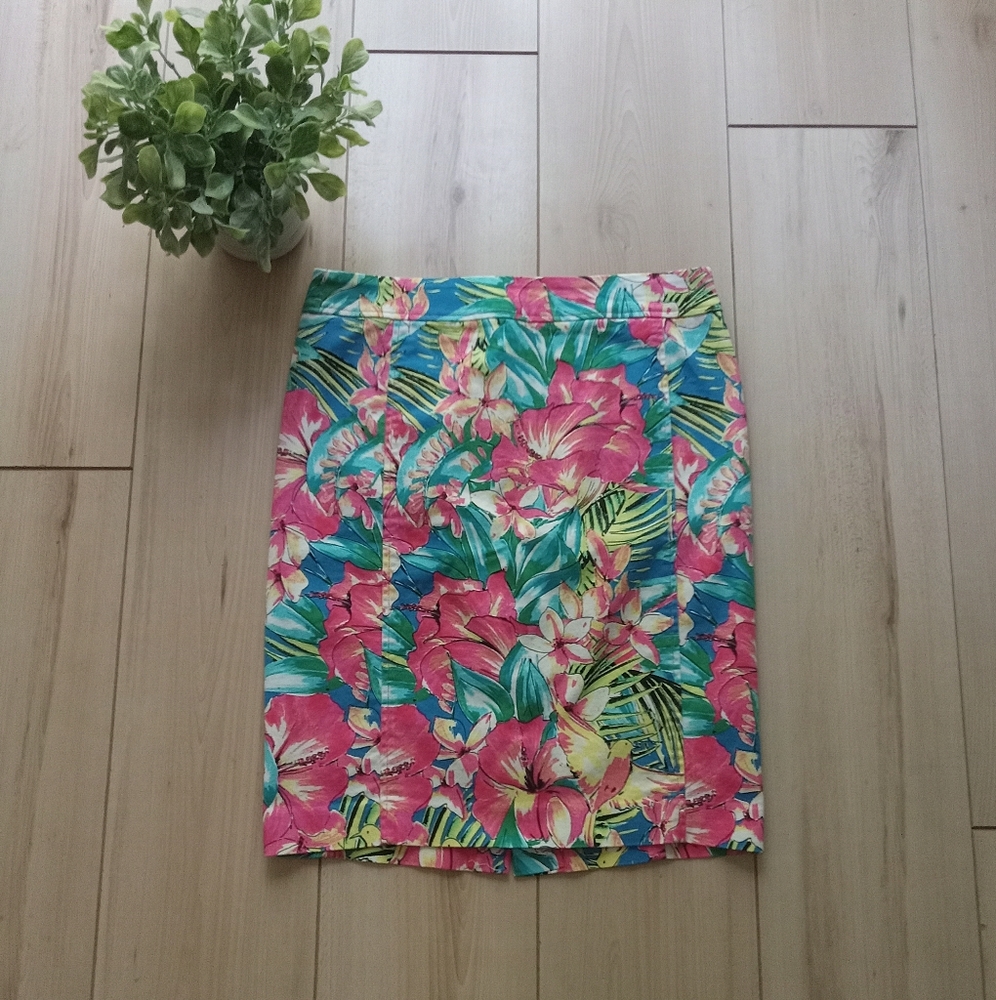 NWT Loft Tropical Floral Preppy Skirt Size 6 🌴💐🌴